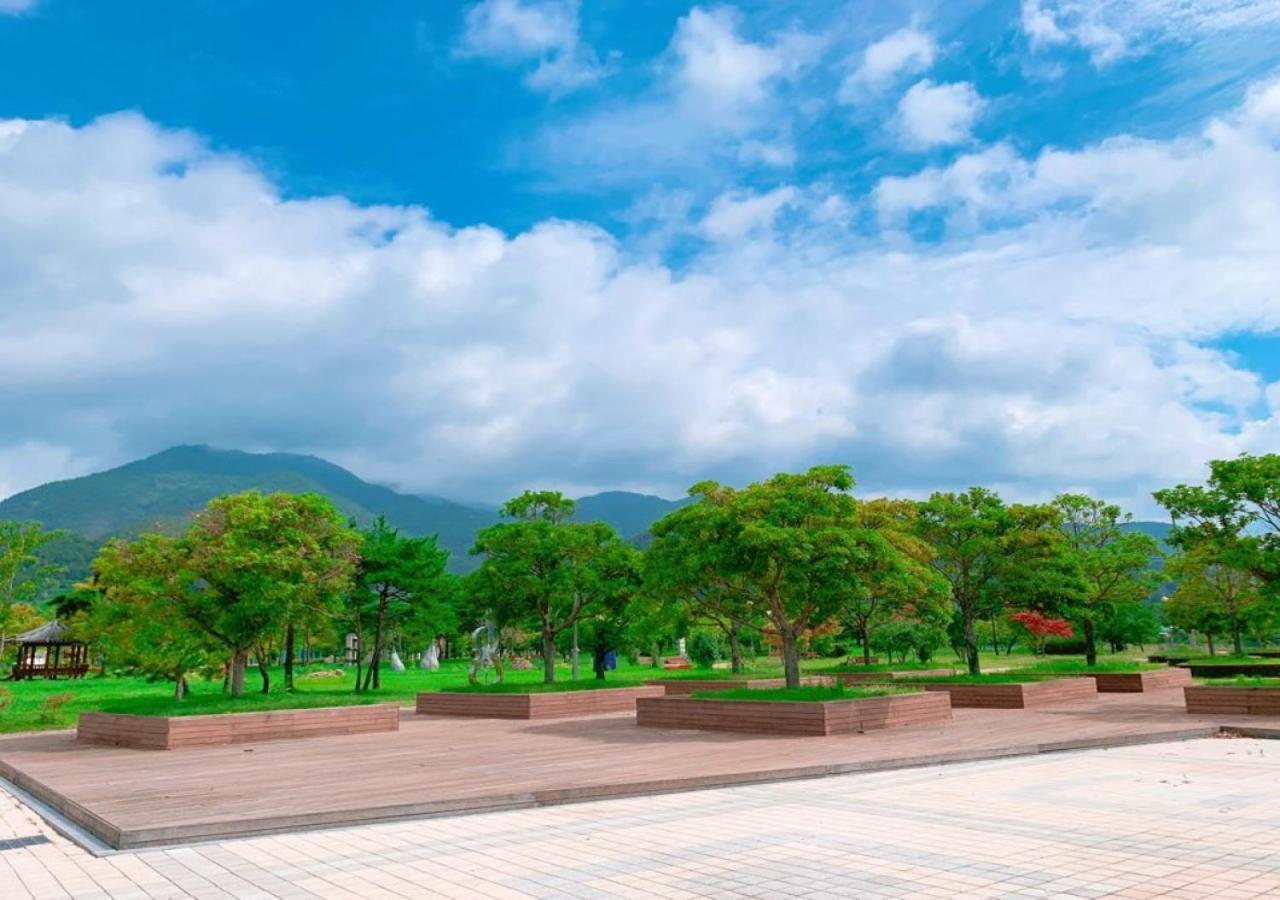 Namhae Sports Park Hotel Esterno foto