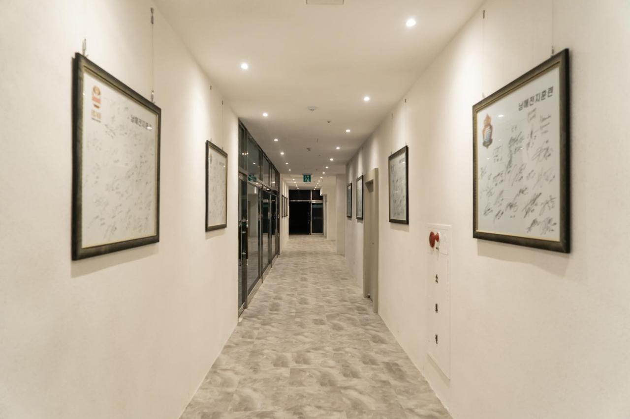 Namhae Sports Park Hotel Esterno foto