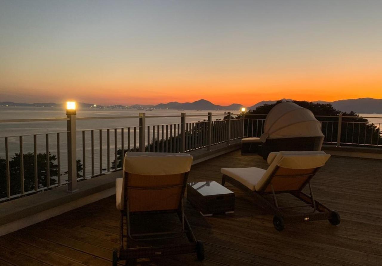 Namhae Sports Park Hotel Esterno foto