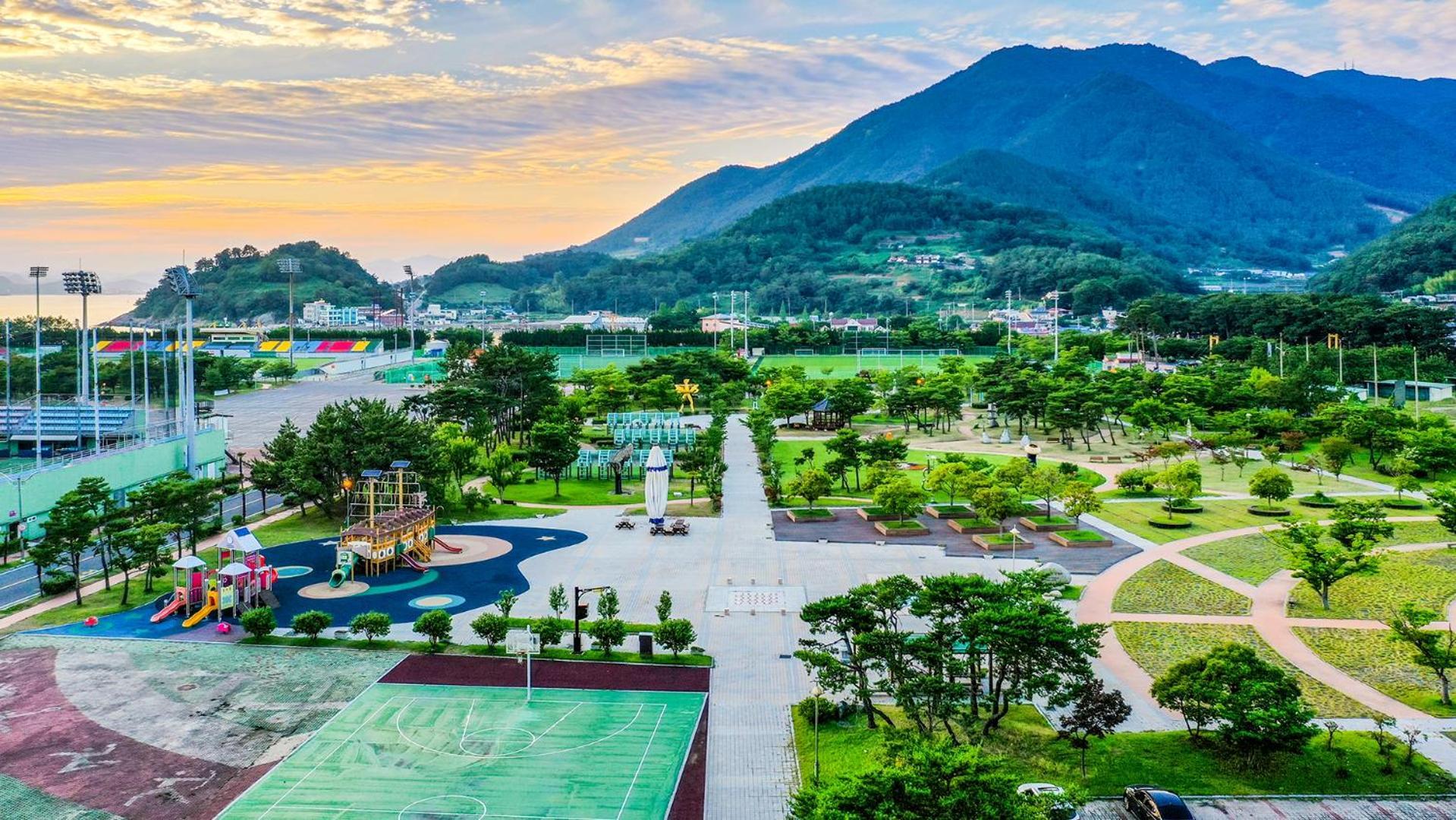 Namhae Sports Park Hotel Esterno foto